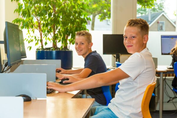 Leerlingen Driestar Lekkerkerk