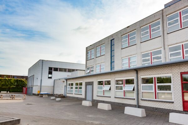 Schoolgebouw Revius Driestar-Wartburg